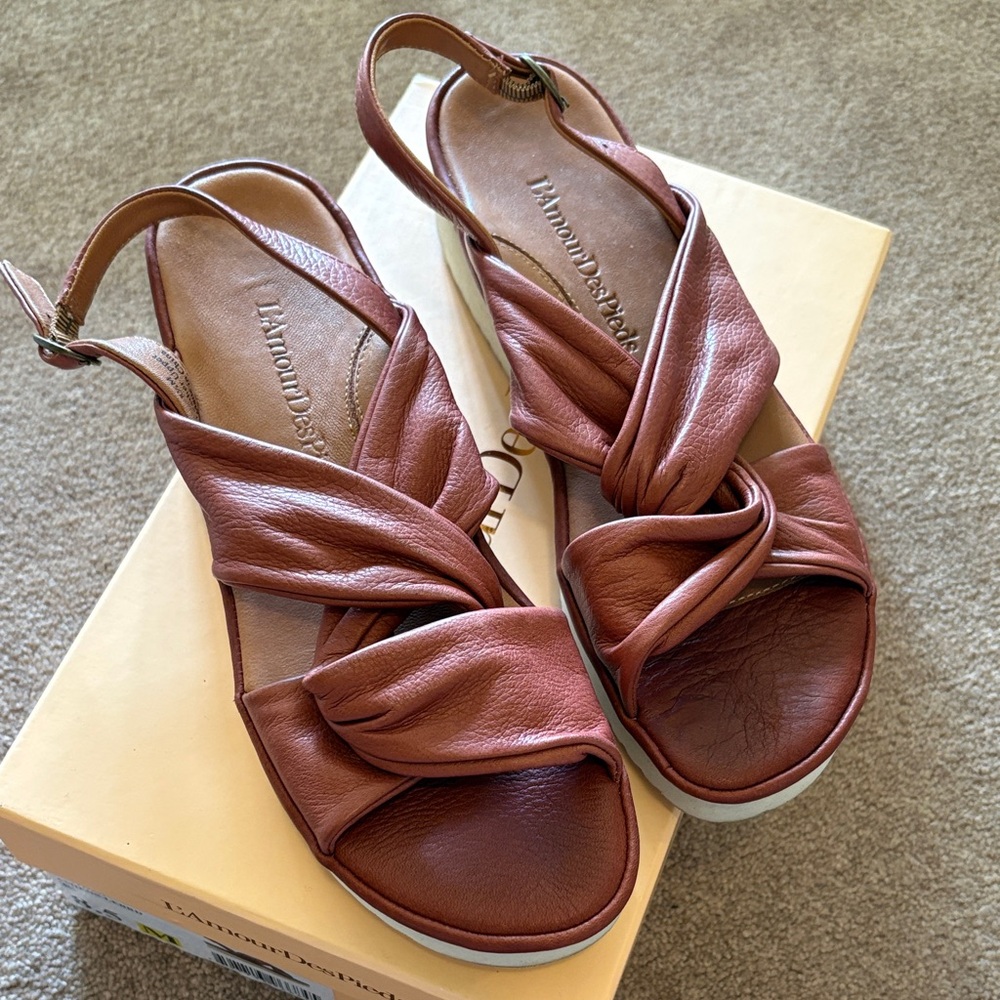 Twisted Leather Slingback Sandals in Brown